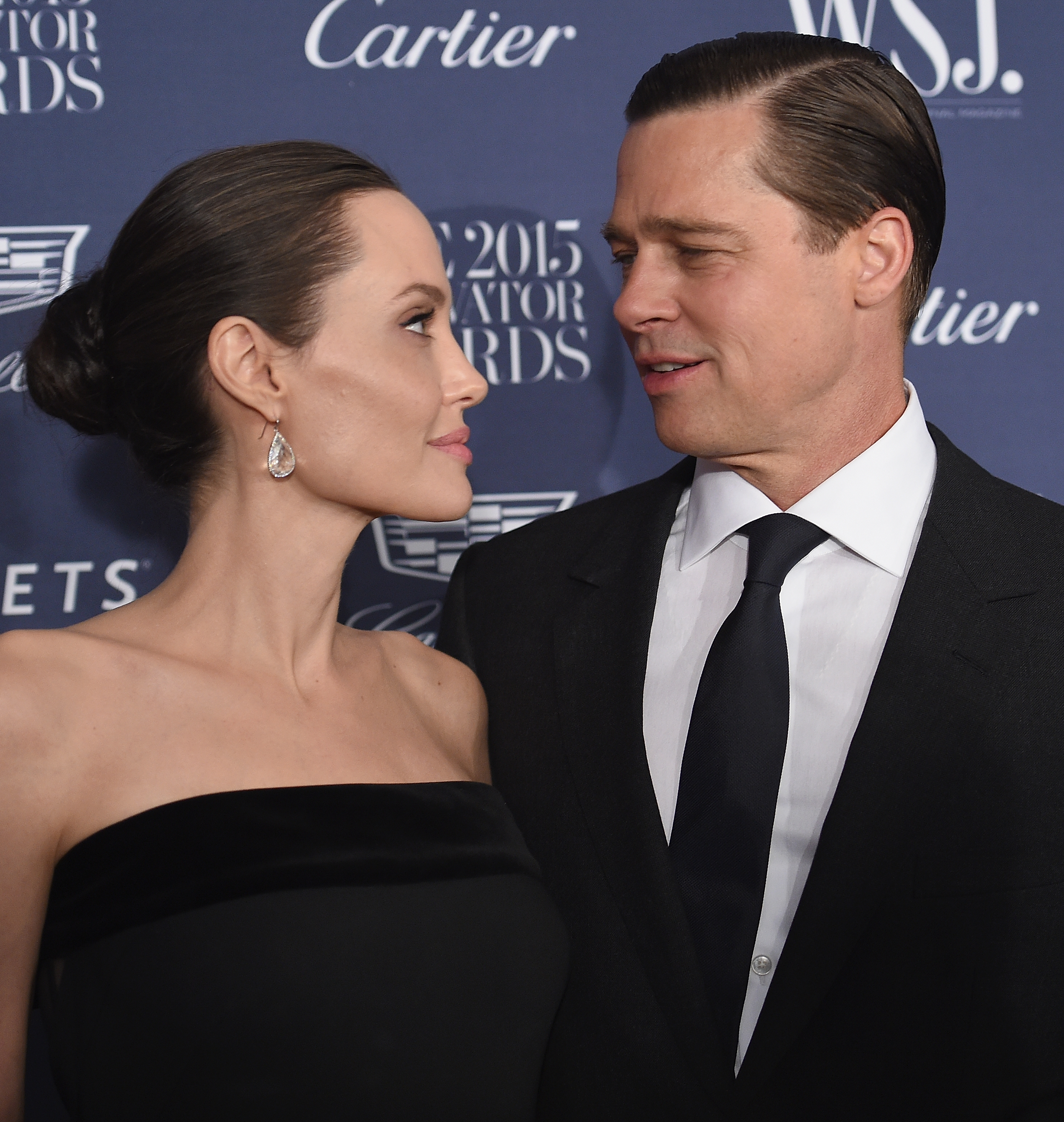 Angelina Jolie ile Brad Pitt barışıyor mu Angelina Jolie ile Brad Pitt barışıyor mu